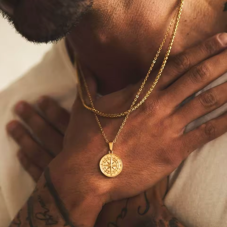 FRGD 18k Compass Necklace